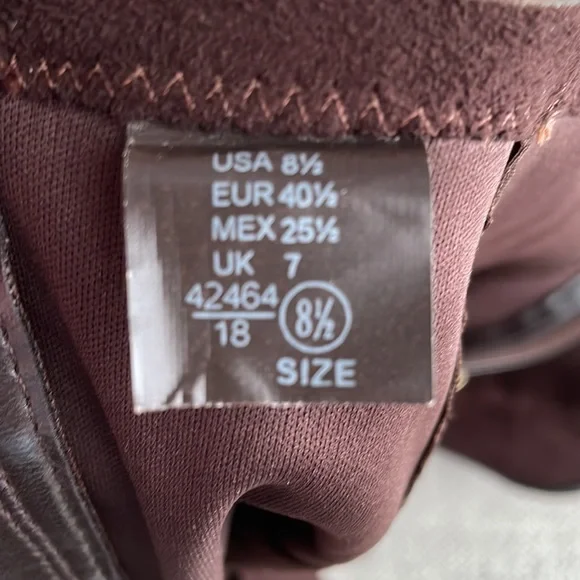 Predictions high heel boots, brown faux suede, size 8.5 - Picture 5 of 7